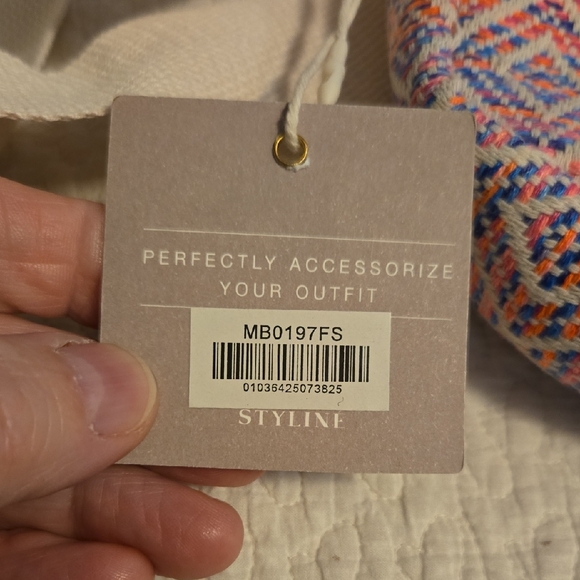 Geometric Patterned Women's Backpack - Picture 3 of 4